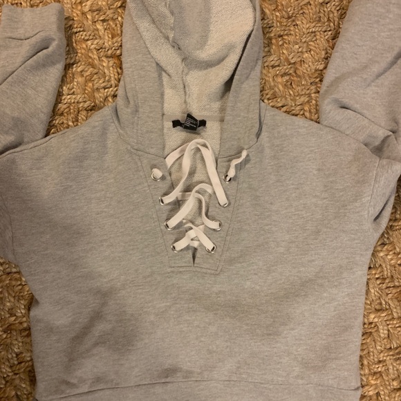 Clothes - Picture 2 of 8